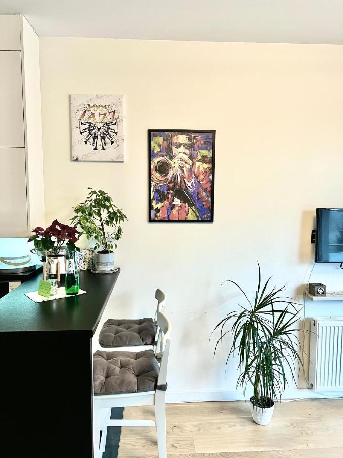 Apartment Jazz Констанцин-Езёрна Экстерьер фото